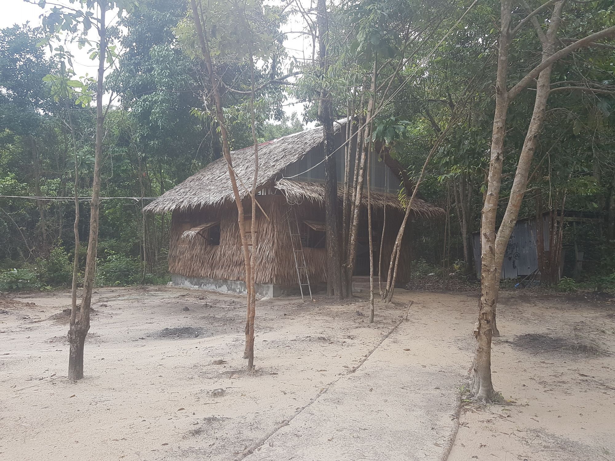 Driftwood Hostel And Bungalows Koh Rong Sanloem Exterior foto