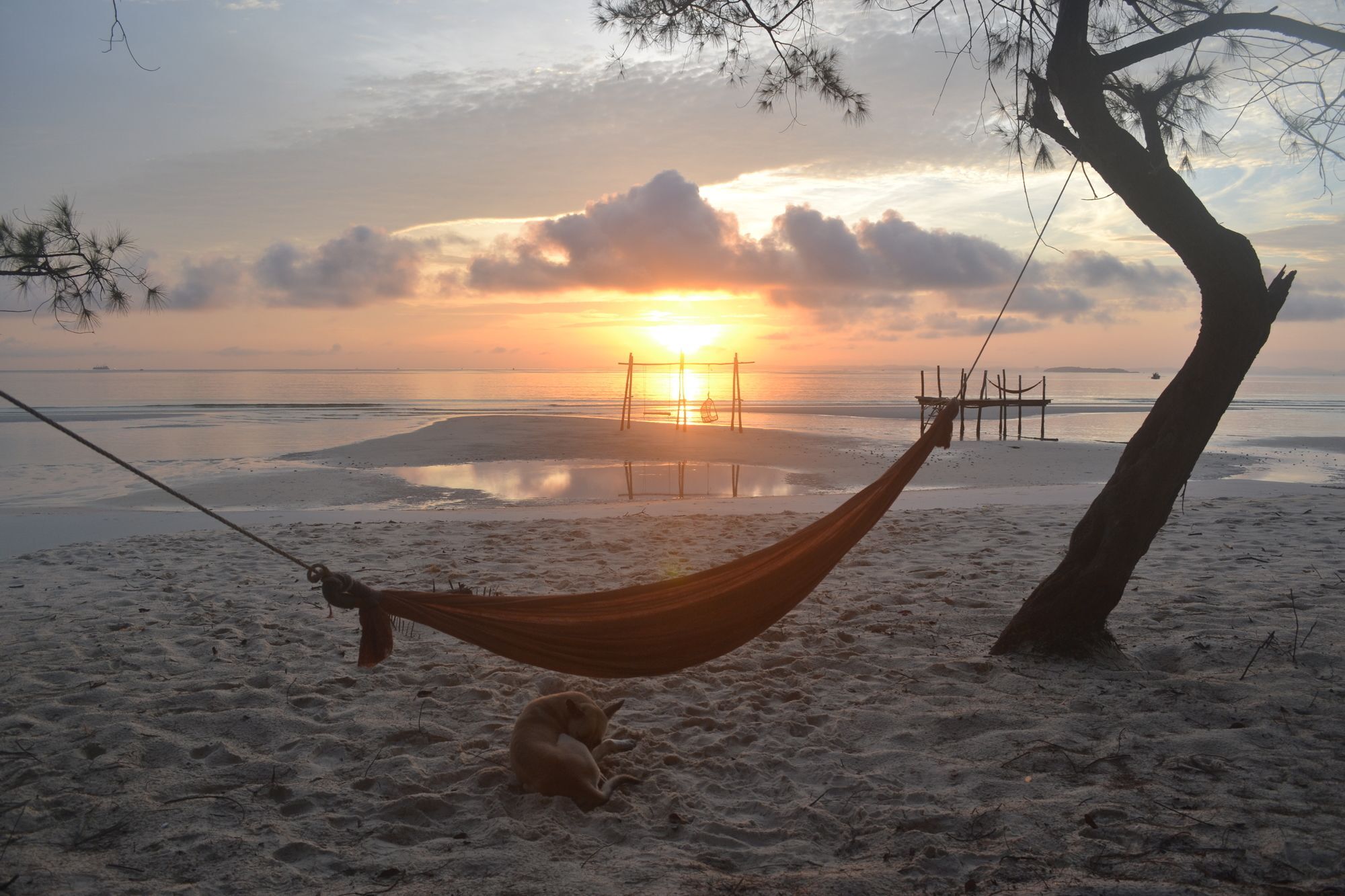 Driftwood Hostel And Bungalows Koh Rong Sanloem Exterior foto